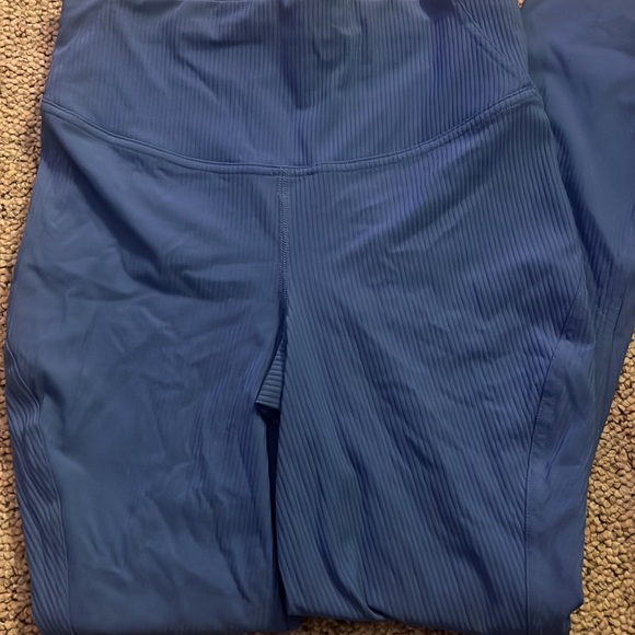 Blue ribbed lulu lemon leggings - Picture 2 of 4